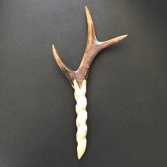 Roe deer antler twisted hair stick - Hand-carved - Picture 3 of 9